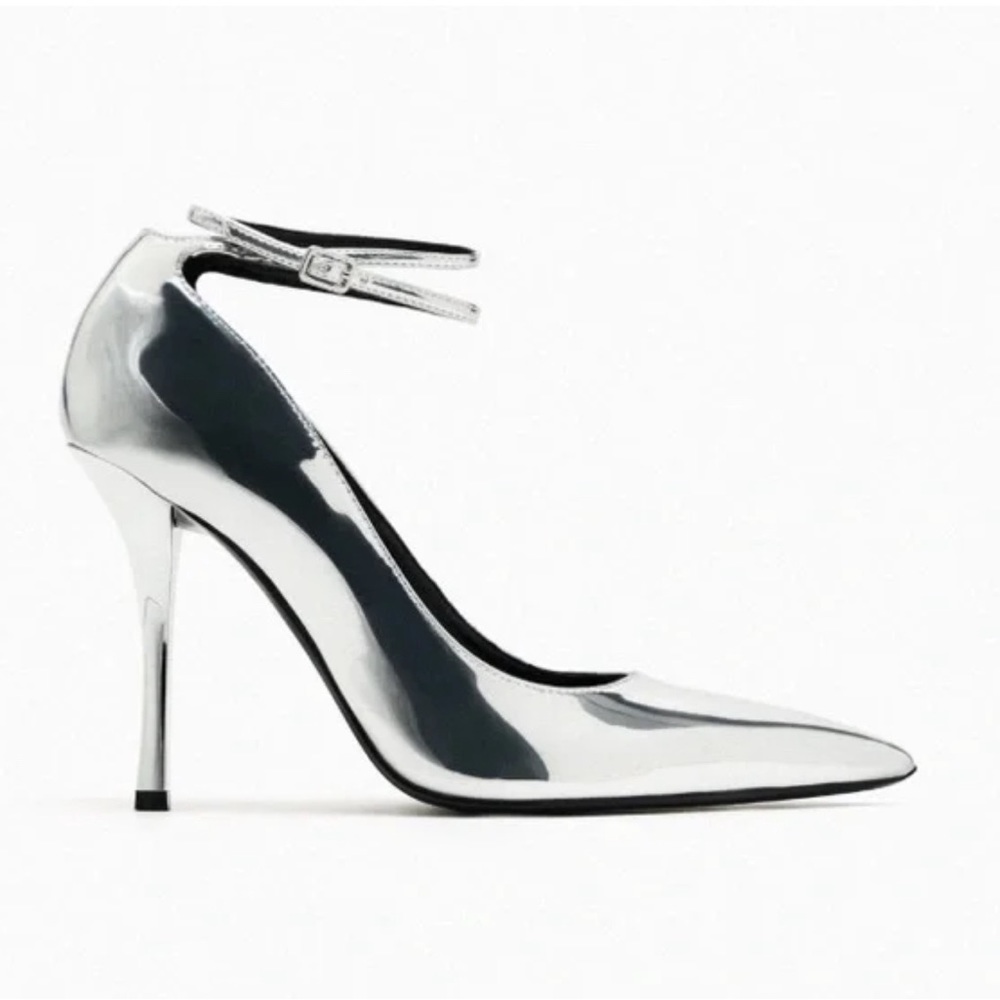 NWOT Zara silver metallic pumps heels 38